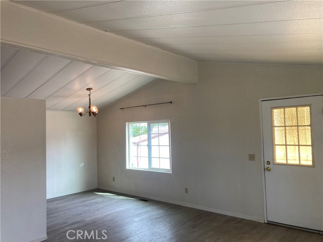 Detail Gallery Image 2 of 12 For 10756 La Mirada Rd #2,  Phelan,  CA 92371 - 3 Beds | 2 Baths