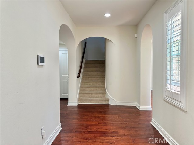 50 Winding Way, Irvine CA: https://media.crmls.org/medias/ab6d17dc-acc4-4839-a368-50d05c2dbb7e.jpg
