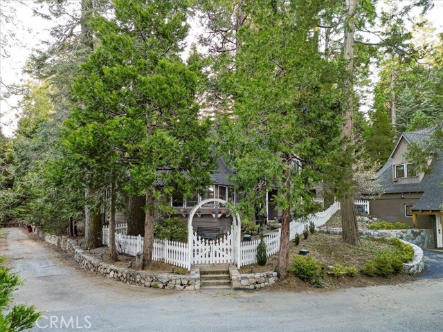 Detail Gallery Image 56 of 62 For 275 D Ln, Lake Arrowhead,  CA 92352 - 6 Beds | 6/1 Baths