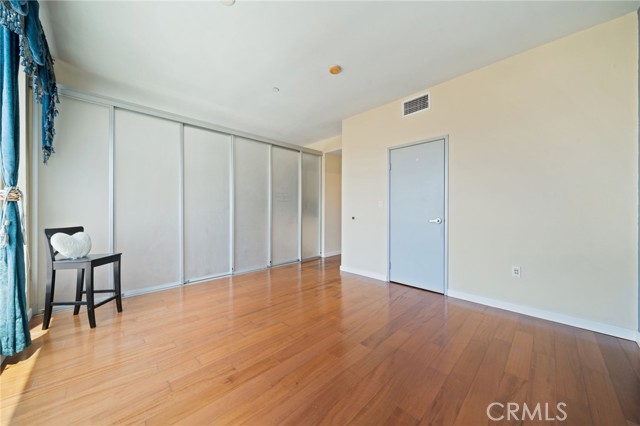 285 W. 6th Street, Unit #527, San Pedro CA: https://media.crmls.org/medias/ab6e6e39-b270-48fd-be60-66d1432b9a37.jpg