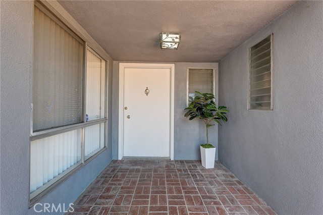 Detail Gallery Image 5 of 30 For 26134 Roymor Dr, Calabasas,  CA 91302 - 4 Beds | 3 Baths