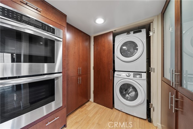 10660 Wilshire Boulevard, Los Angeles CA: https://media.crmls.org/medias/ab6eaad5-392b-4706-8346-d94ffe926b1b.jpg