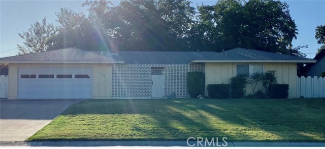 Detail Gallery Image 1 of 1 For 1530 Country Club Dr, Paso Robles,  CA 93446 - 3 Beds | 2 Baths
