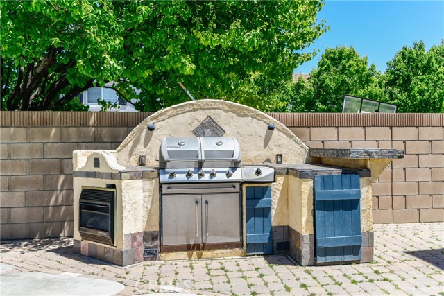 Detail Gallery Image 17 of 36 For 4631 W Avenue J4, Lancaster,  CA 93536 - 6 Beds | 3 Baths
