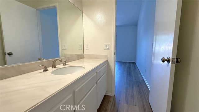 Detail Gallery Image 17 of 22 For 19519 Rinaldi #57,  Porter Ranch,  CA 91326 - 3 Beds | 2 Baths