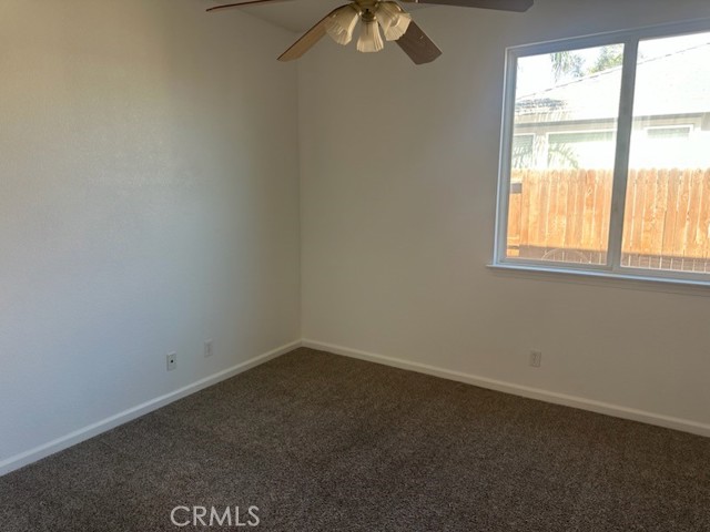 Detail Gallery Image 13 of 27 For 423 Pisa St, Los Banos,  CA 93635 - 4 Beds | 3 Baths