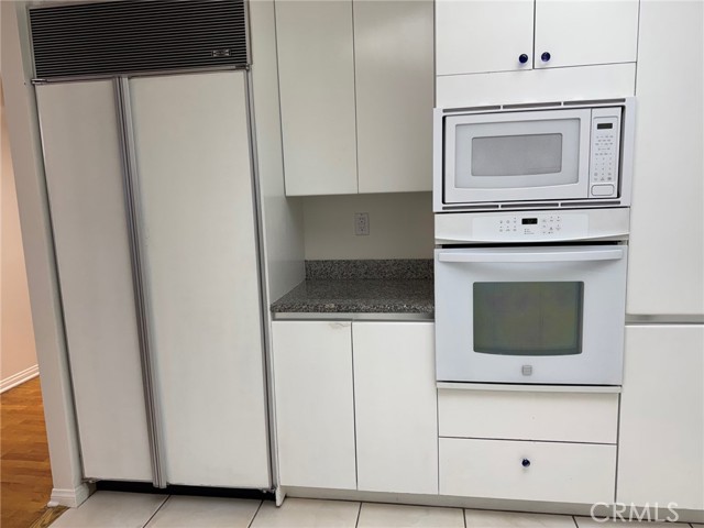 Detail Gallery Image 16 of 38 For 850 E Ocean Bld #B3,  Long Beach,  CA 90802 - 2 Beds | 2/1 Baths