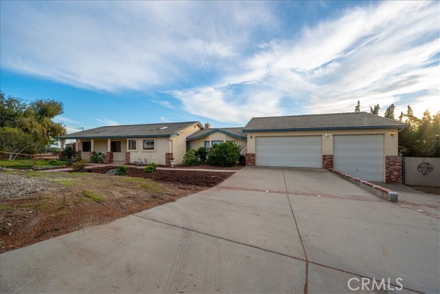 1561 Cielo Lane, Nipomo CA: https://media.crmls.org/medias/ab71ee47-425e-4a65-9f37-cea8b17b30fe.jpg