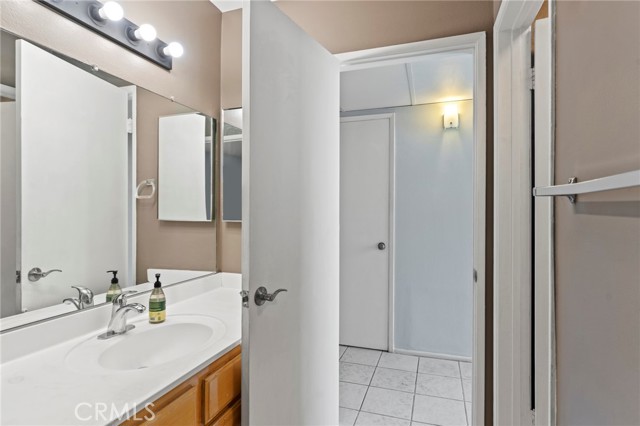 Detail Gallery Image 32 of 34 For 5412 Lindley Ave #108,  Encino,  CA 91316 - 3 Beds | 2 Baths