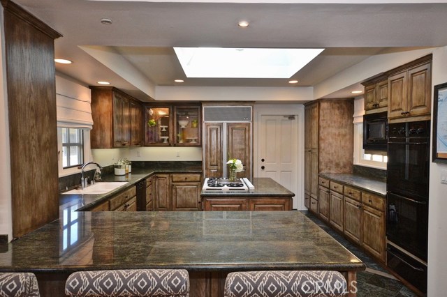 2517 Palos Verdes Drive, Palos Verdes Estates, California 90274, 3 Bedrooms Bedrooms, ,1 BathroomBathrooms,Residential,Sold,Palos Verdes,PV17016637