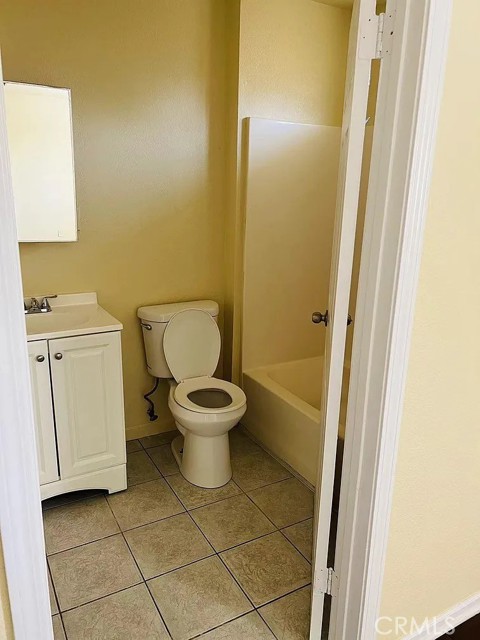 Detail Gallery Image 22 of 25 For 822 E 87th, Los Angeles,  CA 90002 - 3 Beds | 2 Baths