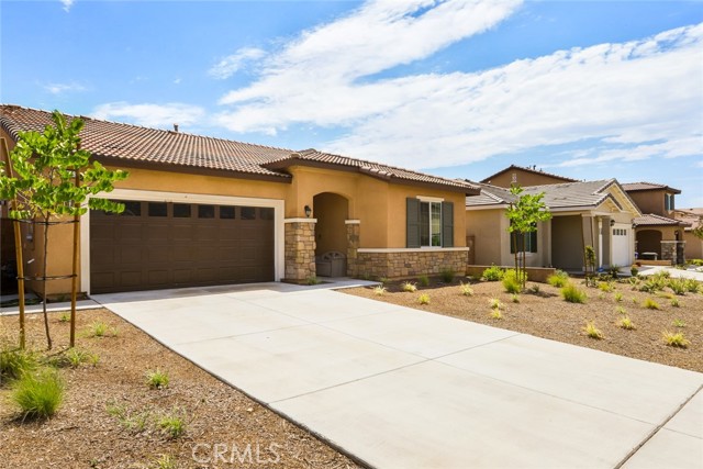 Image 3 for 15653 Kings Peak Dr, Fontana, CA 92336