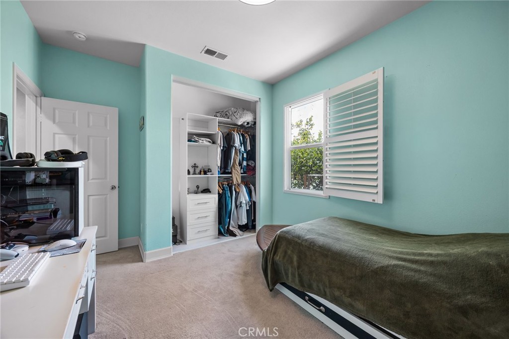 https://media.crmls.org/medias/ab743873-9195-4294-b4e1-616cdee5decc.jpg?preset=X-Large