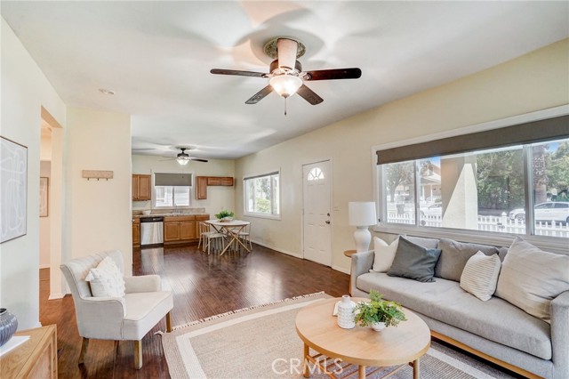 Detail Gallery Image 7 of 38 For 821 Columbia St, Redlands,  CA 92374 - 3 Beds | 2 Baths