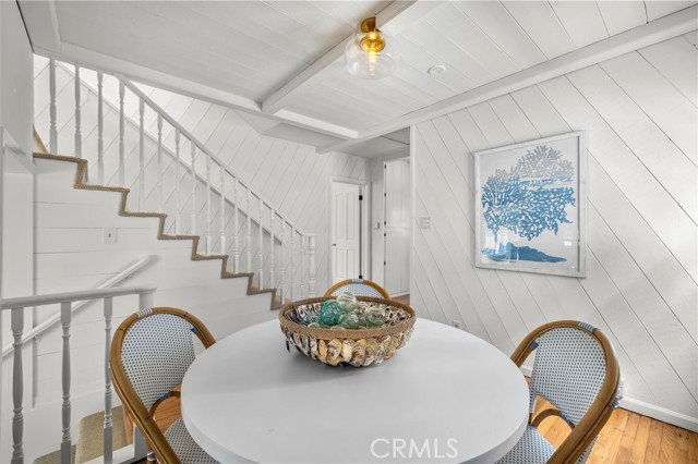 628 29th Street, Manhattan Beach CA: https://media.crmls.org/medias/ab74b945-6cbd-4135-bb86-c6e99b51f065.jpg