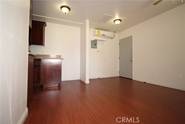 7914 Seville Avenue, Huntington Park CA: https://media.crmls.org/medias/ab76e3ad-8ba7-44c7-9883-692edf28da3d.jpg