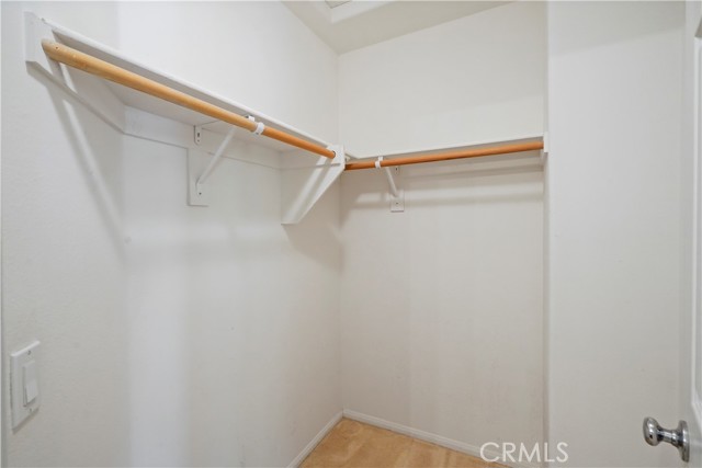 28445 Silverking Trail, Saugus CA: https://media.crmls.org/medias/ab777405-3e65-4724-b8ba-3a933b410474.jpg