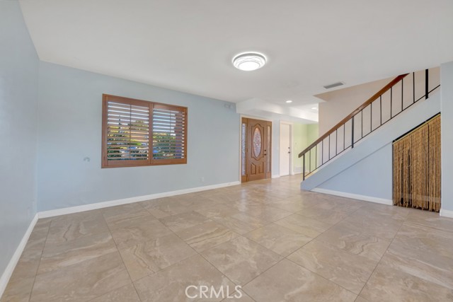18665 Pad Court, Newhall CA: https://media.crmls.org/medias/ab77852c-48f8-4e00-82be-1c4bcb3846ee.jpg