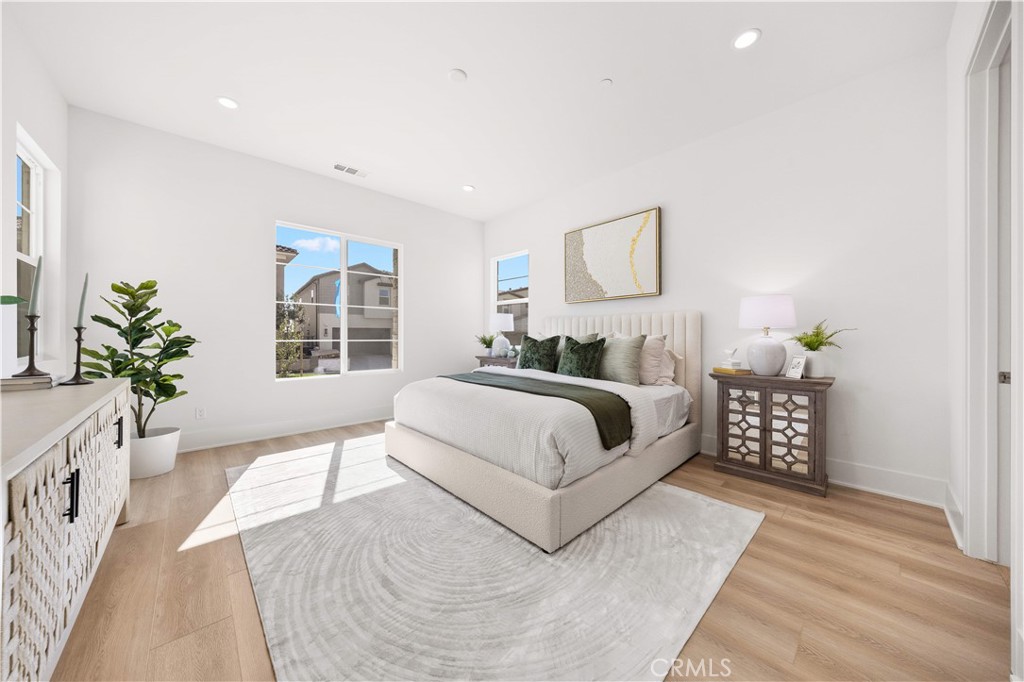 MLS #WS25248928 image #4