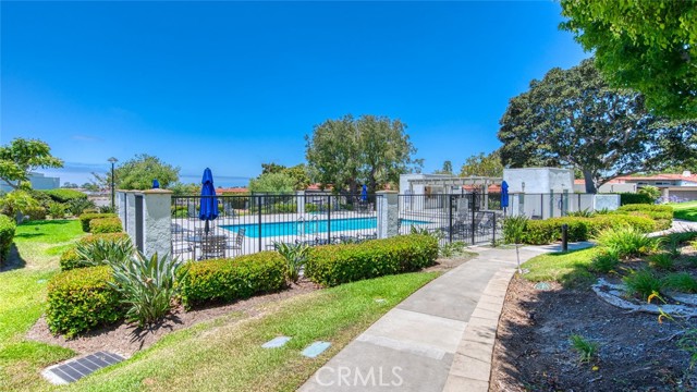 2008 Baja, Newport Beach CA: https://media.crmls.org/medias/ab7797fd-7c3a-4d62-8eba-5e922bafeb08.jpg