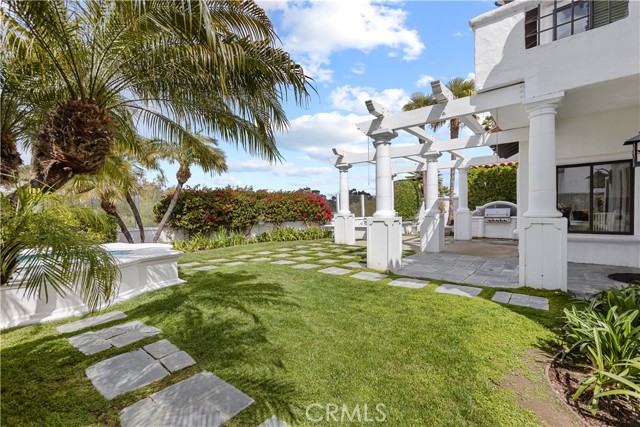 Detail Gallery Image 3 of 5 For 6 Terraza Del Mar, Dana Point,  CA 92629 - 4 Beds | 3/1 Baths