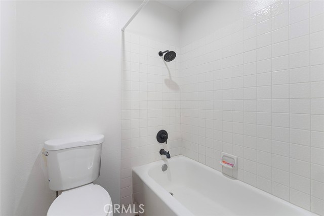 Image 15 of 25 For 3862 Ravenswood Drive