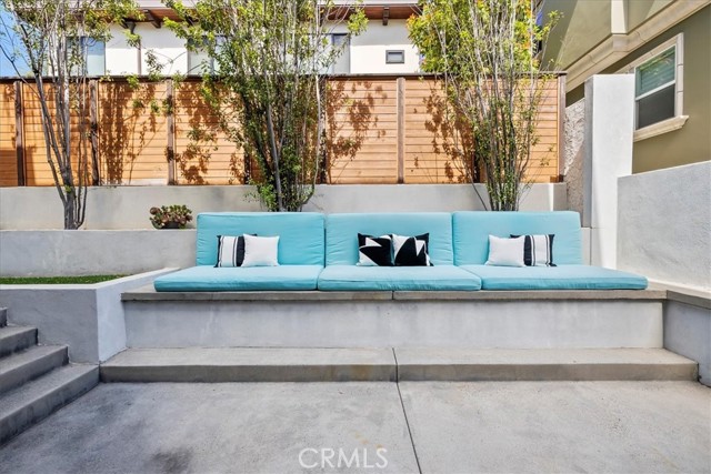 1032 6th, Hermosa Beach, California 90254, 4 Bedrooms Bedrooms, ,3 BathroomsBathrooms,Residential,Sold,6th,SB22136354