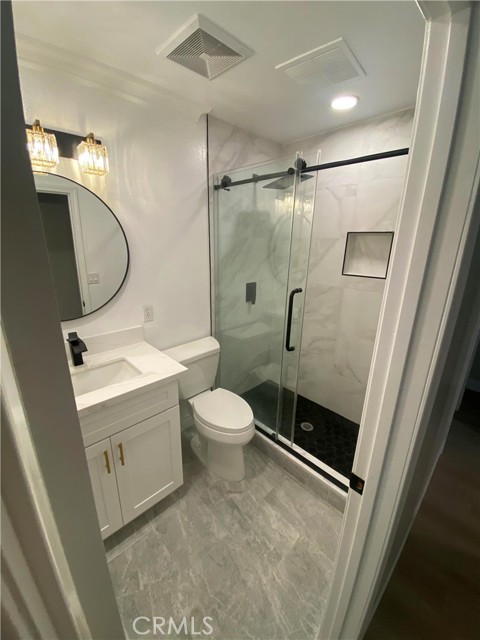 Detail Gallery Image 5 of 5 For 15061 Columbia Ln, Huntington Beach,  CA 92647 - 3 Beds | 2 Baths