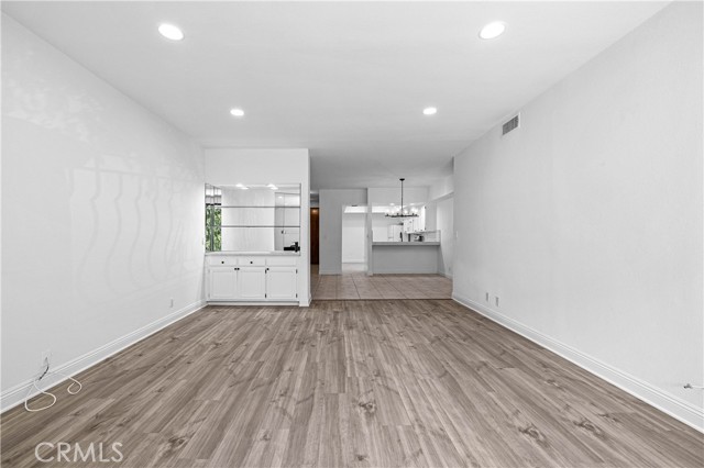 Detail Gallery Image 33 of 49 For 1630 S Bentley Ave #103,  Los Angeles,  CA 90025 - 2 Beds | 2/1 Baths