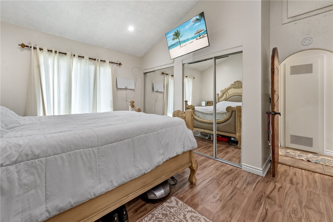 Detail Gallery Image 9 of 13 For 1192 Mitchell Ave #9,  Tustin,  CA 92780 - 2 Beds | 2 Baths