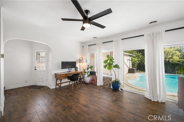 Detail Gallery Image 13 of 33 For 4256 Quigley, Lakewood,  CA 90713 - 3 Beds | 2 Baths