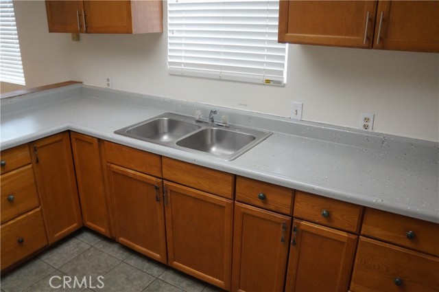 Detail Gallery Image 10 of 22 For 11768 Hazeldell, Riverside,  CA 92505 - 3 Beds | 2 Baths