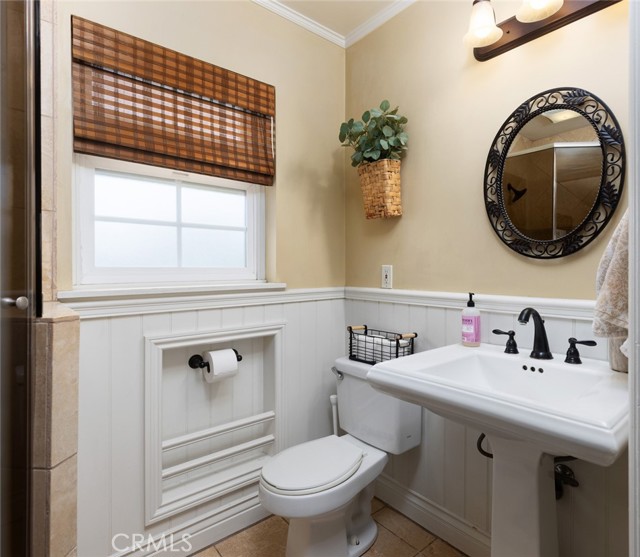 Image 17 of 39 For 17582 Meredith Dr.