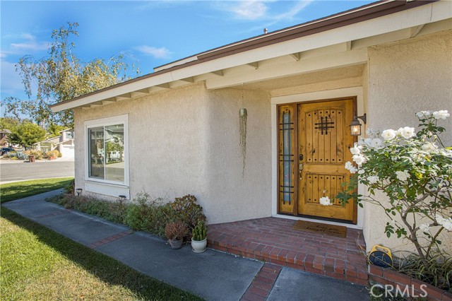 Detail Gallery Image 2 of 26 For 31982 Pleasant Glen Rd, Rancho Santa Margarita,  CA 92679 - 3 Beds | 2/1 Baths