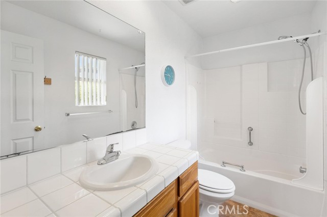 68269 Calle Calmoso, Desert Hot Springs CA: https://media.crmls.org/medias/ab7e4f79-c8e8-4a12-af5a-903df14978a0.jpg