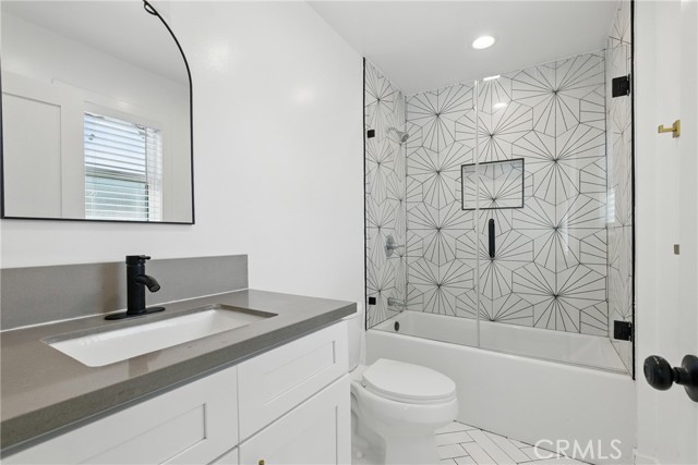 17017 #B Crenshaw Boulevard, Torrance CA: https://media.crmls.org/medias/ab7f8aad-bc0a-4065-b1c5-1ac2007db1e3.jpg