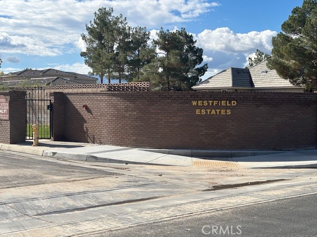 0 Westfield drive, Lancaster CA: https://media.crmls.org/medias/ab7fdd05-f8fa-450a-a29b-d68b01126d7d.jpg