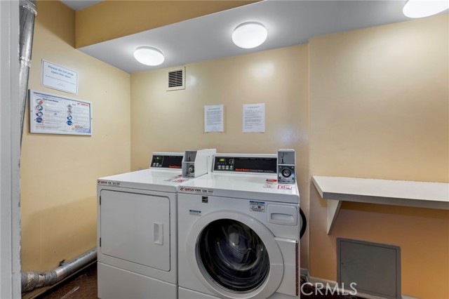 4th Floor Laundry Room