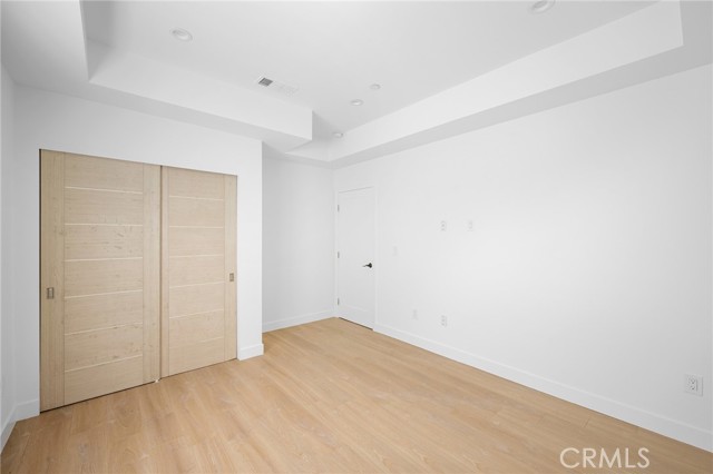 5826 Craner Avenue, North Hollywood CA: https://media.crmls.org/medias/ab80af8c-4668-4f3b-9c66-e648143bee41.jpg