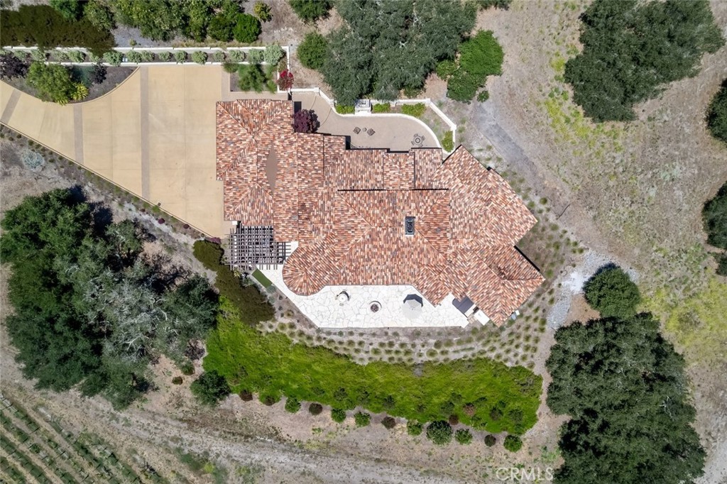 https://media.crmls.org/medias/ab80ba51-1b8d-4b9b-9cc6-7df9e708d4b6.jpg?preset=X-Large