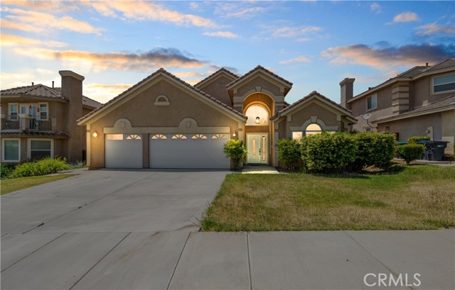 Detail Gallery Image 1 of 27 For 1193 Dadash, Beaumont,  CA 92223 - 4 Beds | 2/1 Baths