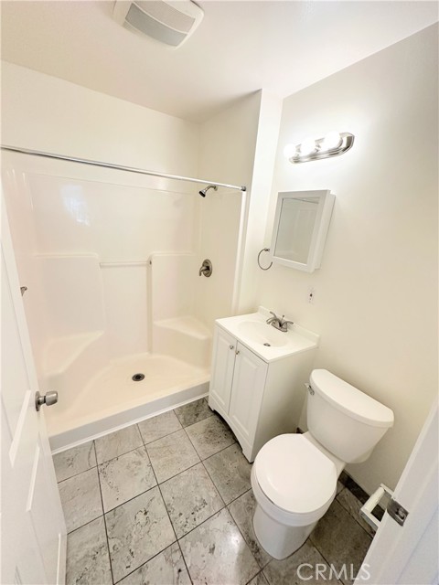 1528 N Alexandria Avenue, Los Angeles CA: https://media.crmls.org/medias/ab8113b7-e850-4959-8654-a89c2f3843a3.jpg