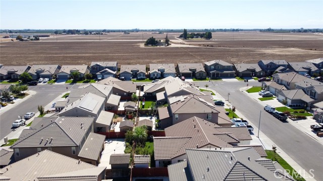 Detail Gallery Image 36 of 37 For 1047 Golden Leaf Dr, Livingston,  CA 95334 - 4 Beds | 3/1 Baths