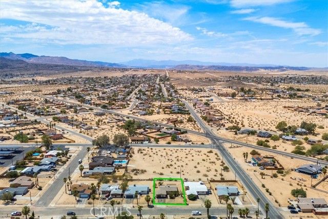 Detail Gallery Image 32 of 34 For 5930 Rose Ellen Ave, Twentynine Palms,  CA 92277 - 3 Beds | 2 Baths