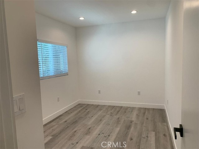 11565 Iowa Avenue, Los Angeles CA: https://media.crmls.org/medias/ab8262c5-7134-426d-bfc3-448657ff2ec4.jpg