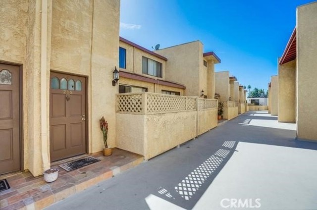 22038 Vanowen Street, Woodland Hills CA: https://media.crmls.org/medias/ab82ecd6-9e92-4053-a5cb-6b37eb7d01fc.jpg