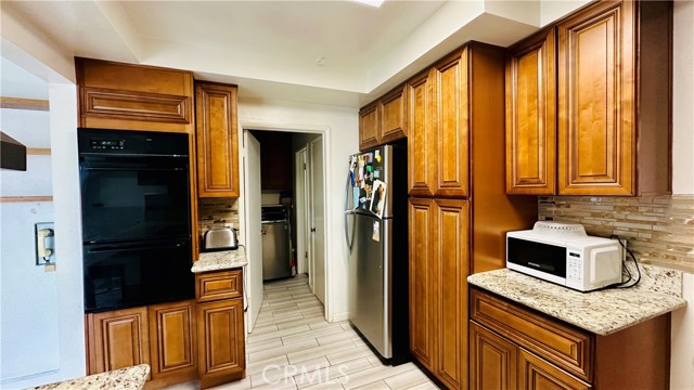 Detail Gallery Image 19 of 60 For 2517 W 118th Pl, Hawthorne,  CA 90250 - 3 Beds | 2 Baths