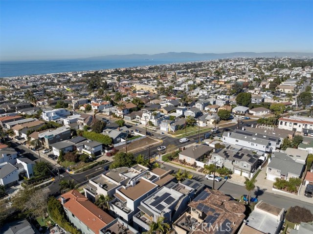 Detail Gallery Image 31 of 32 For 1124 8th St, Hermosa Beach,  CA 90254 - 5 Beds | 4 Baths