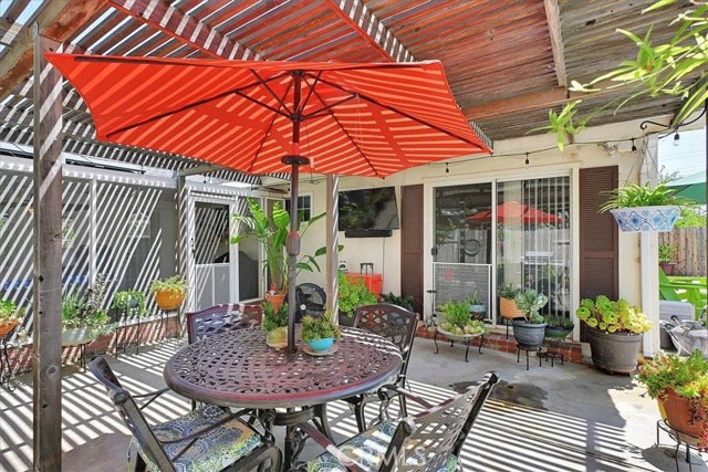 1986 14th Street, Olivehurst CA: https://media.crmls.org/medias/ab835178-bb1d-4e7c-aaae-07ebbe68ba61.jpg