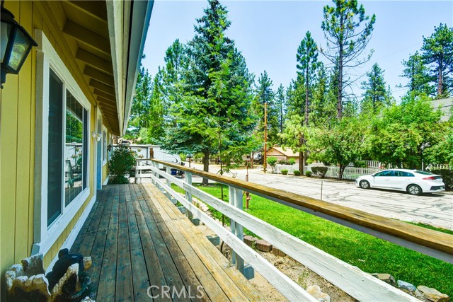 Detail Gallery Image 39 of 52 For 806 Mountain Ln, Big Bear City,  CA 92314 - 3 Beds | 2 Baths